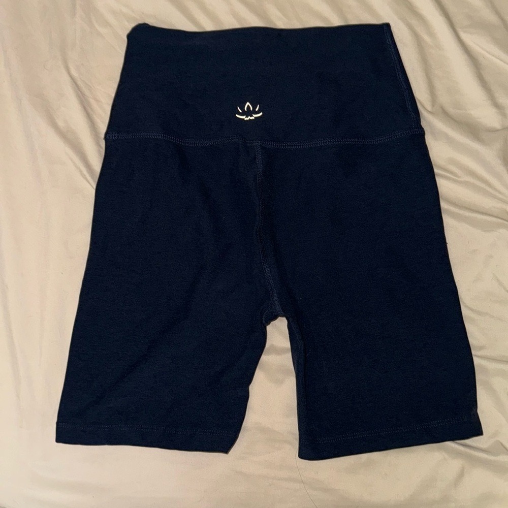 Beyond yoga biker shorts
